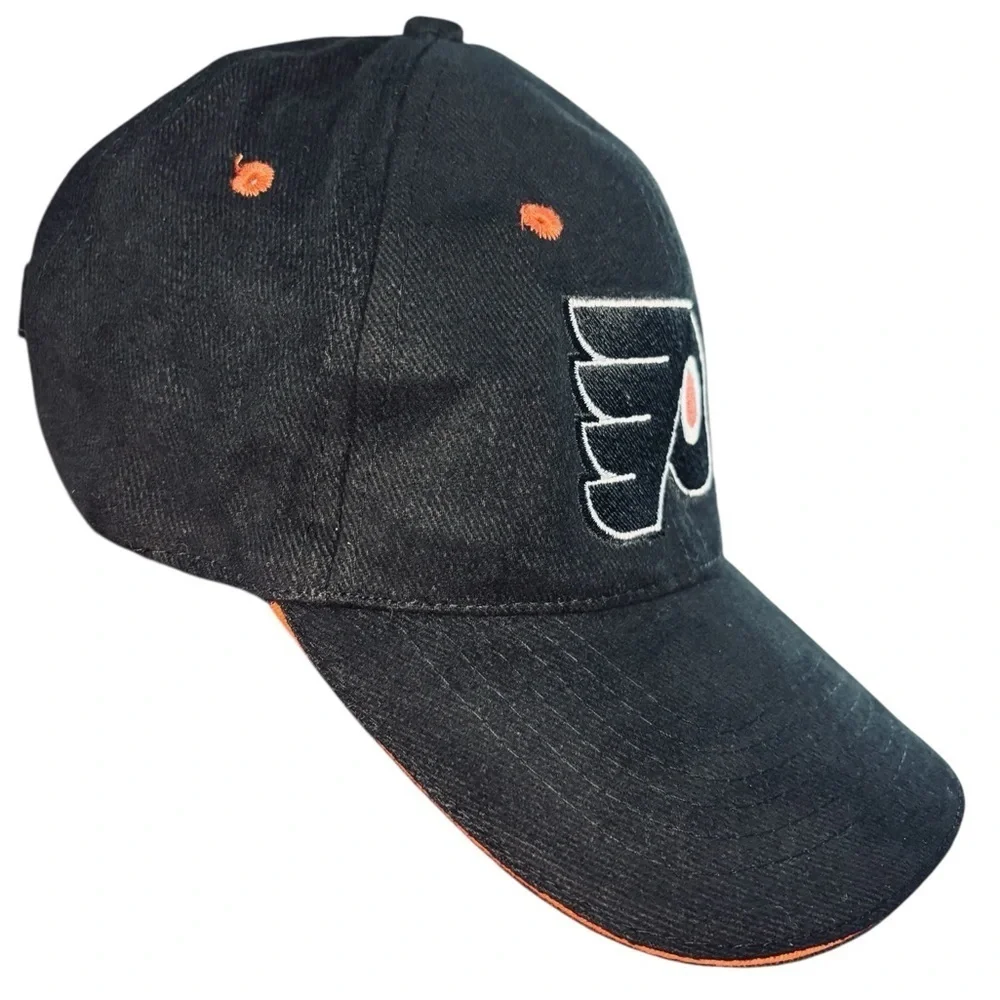 NHL FLYERS Black and Orange Logo Baseball Cap, Adult OS